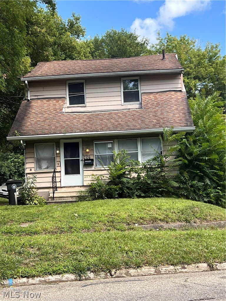 957 Bank Street Akron OH 44305