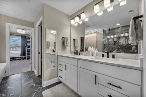 36633 Capri Lane North Ridgeville OH 44039