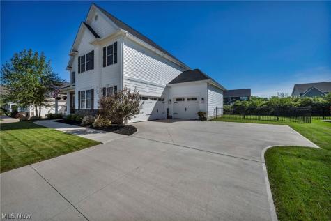 36633 Capri Lane North Ridgeville OH 44039
