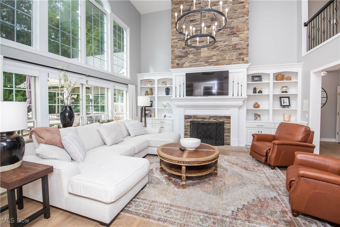 501 Woodview Terrace Aurora OH 44202