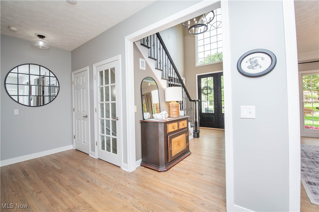 501 Woodview Terrace Aurora OH 44202