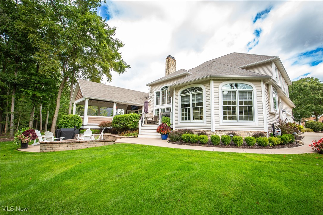 501 Woodview Terrace Aurora OH 44202