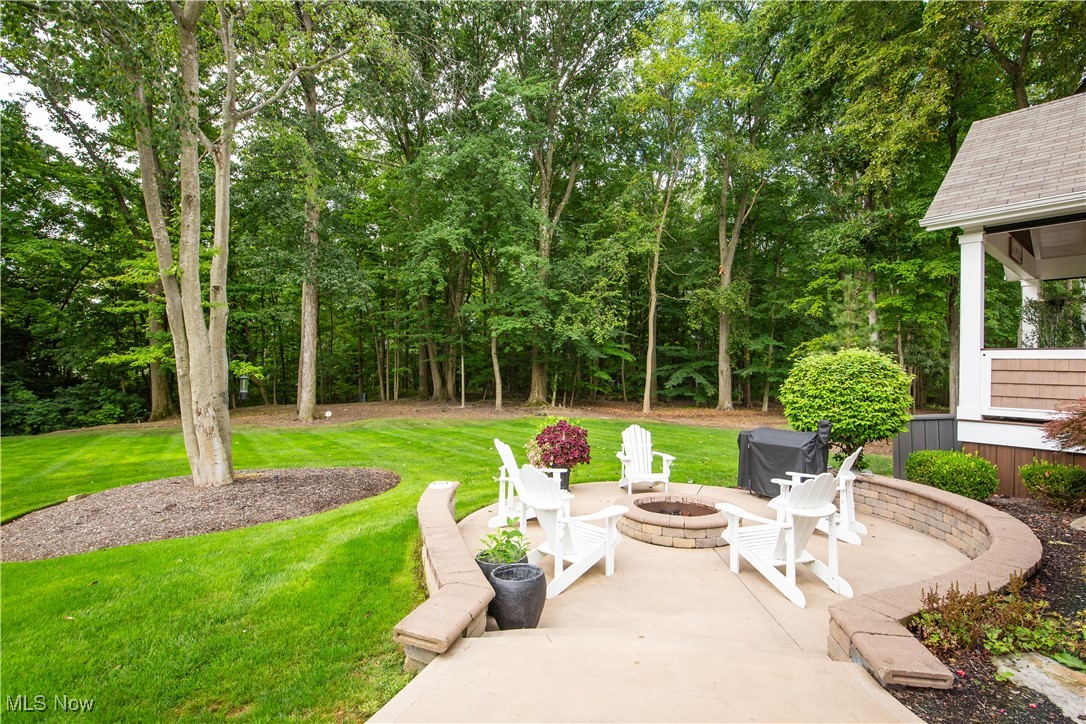 501 Woodview Terrace Aurora OH 44202