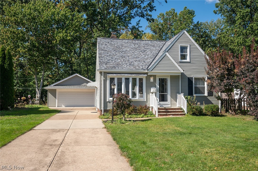 5252 Karen Isle Drive Willoughby OH 44094