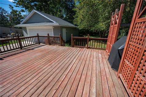 5252 Karen Isle Drive Willoughby OH 44094