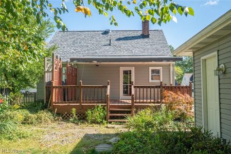 5252 Karen Isle Drive Willoughby OH 44094