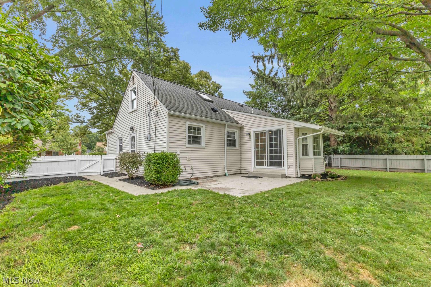 30897 Nantucket Row Bay Village OH 44140