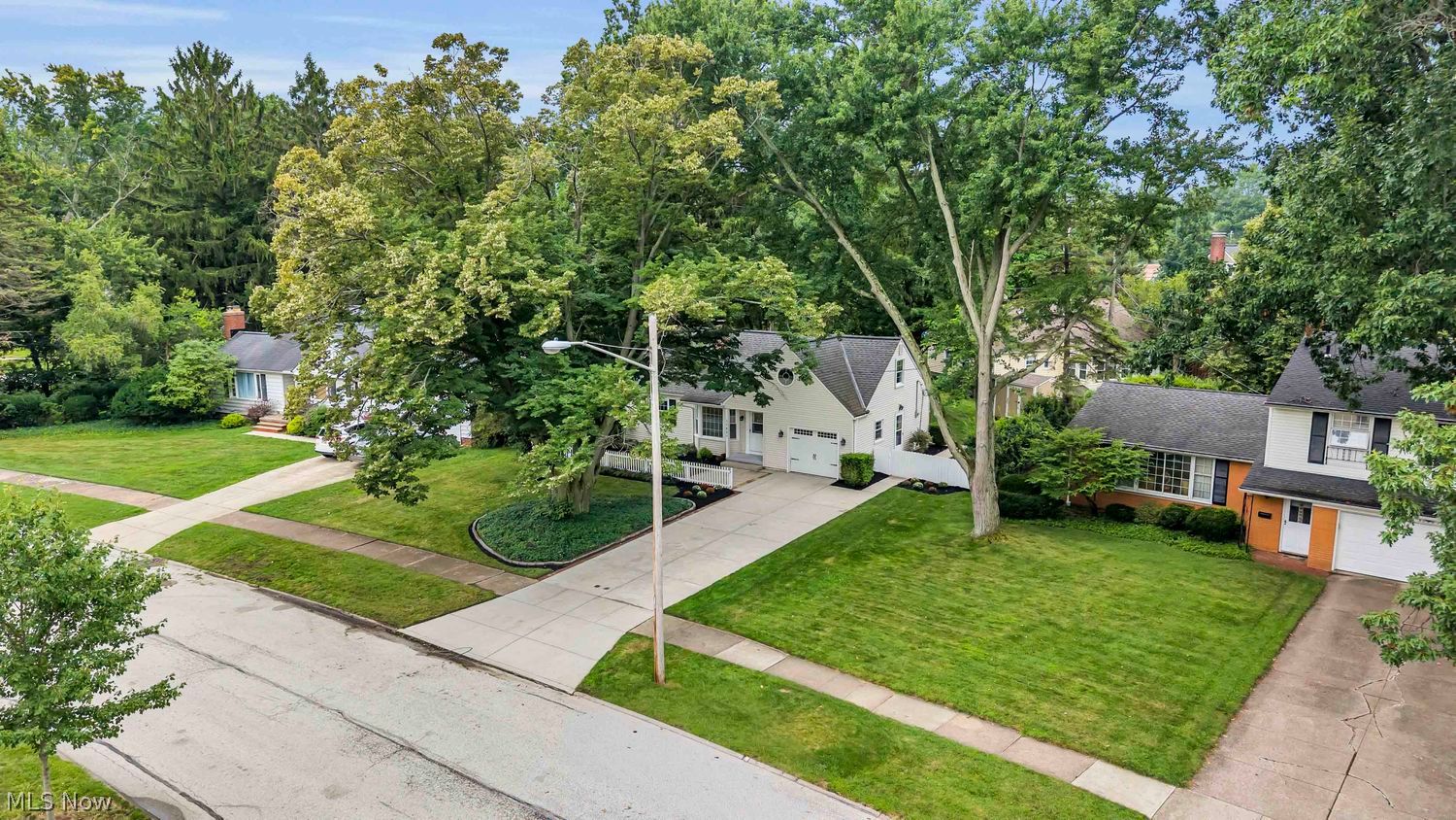30897 Nantucket Row Bay Village OH 44140
