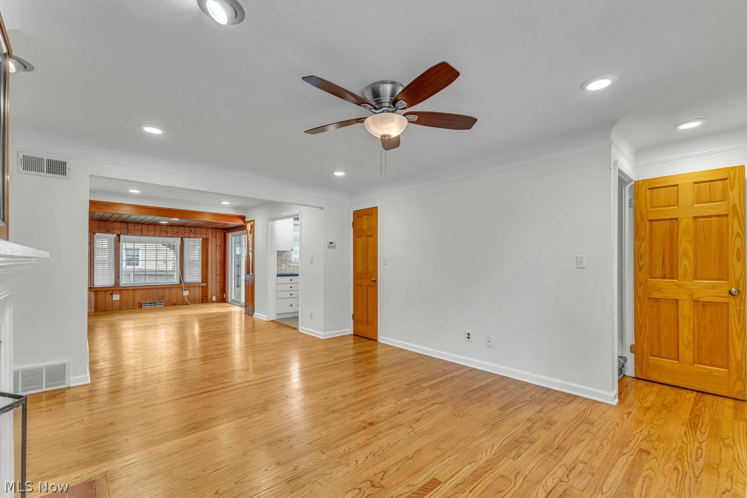30897 Nantucket Row Bay Village OH 44140