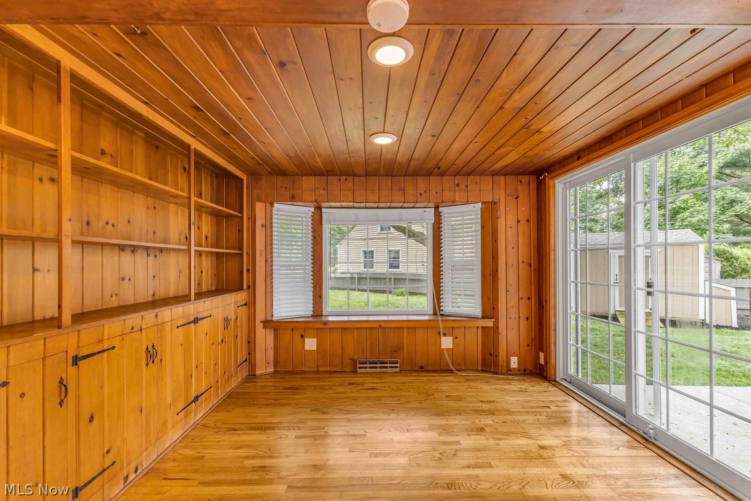 30897 Nantucket Row Bay Village OH 44140