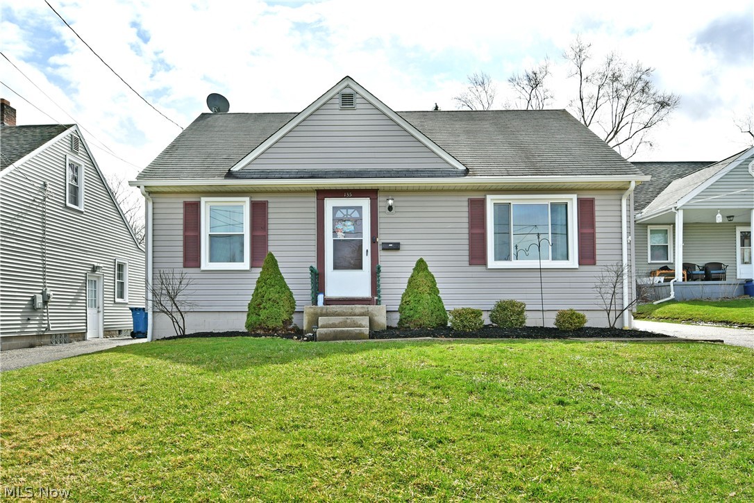 135 Clingan Street Hubbard OH 44425
