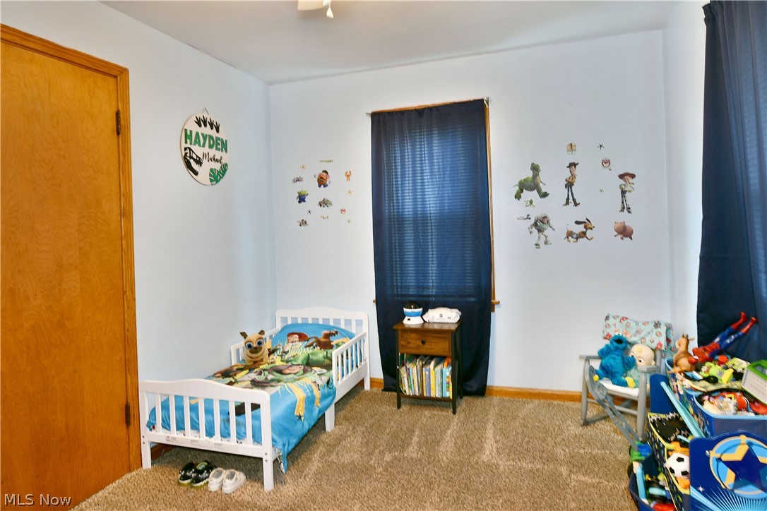 135 Clingan Street Hubbard OH 44425