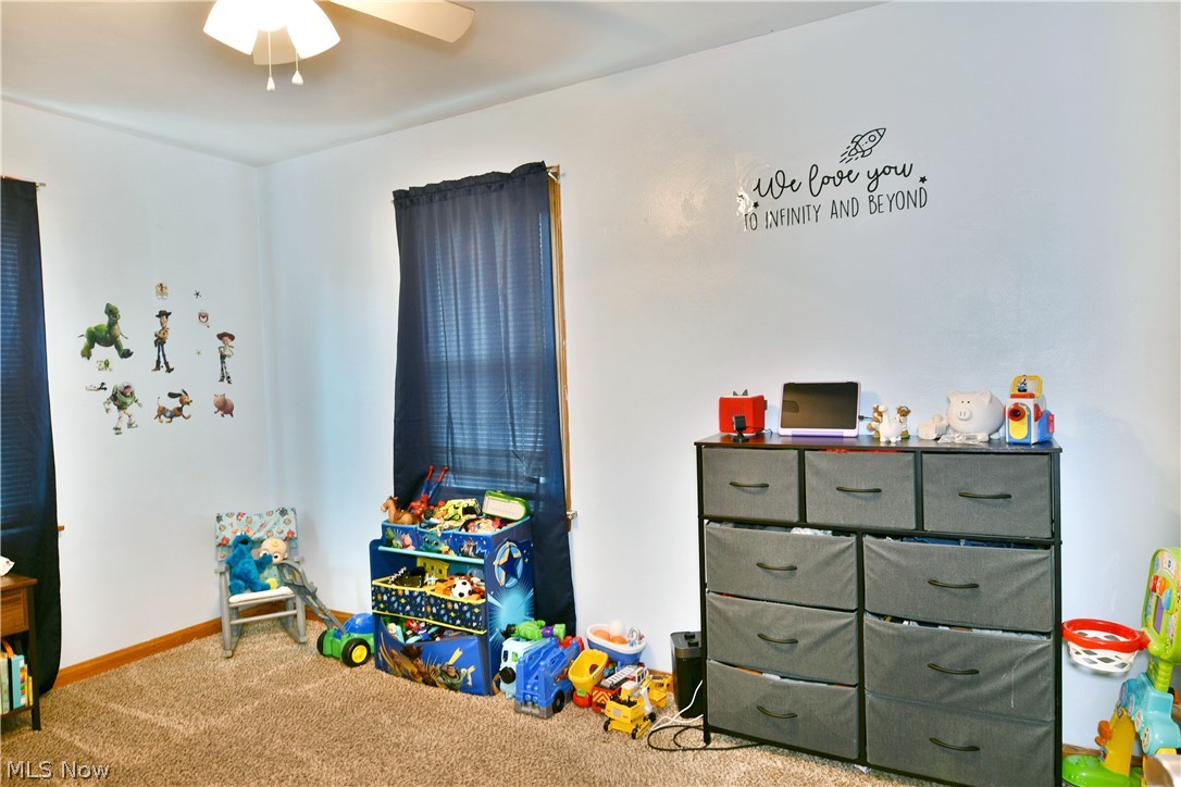 135 Clingan Street Hubbard OH 44425