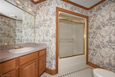 545 San Pier Drive Akron OH 44333
