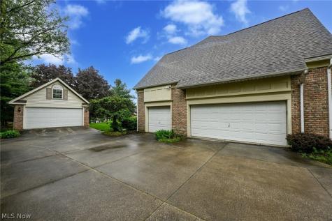545 San Pier Drive Akron OH 44333