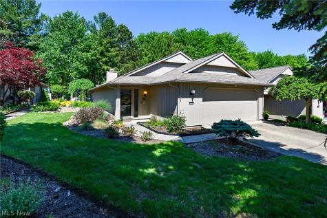 13192 Olympus Way Strongsville OH 44149