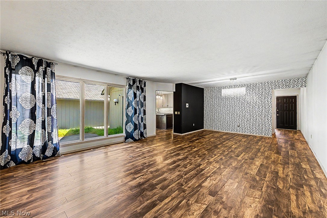 13192 Olympus Way Strongsville OH 44149