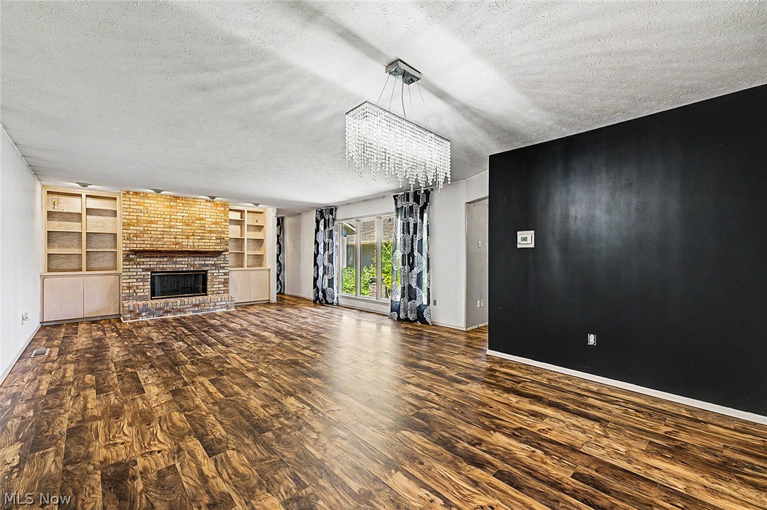13192 Olympus Way Strongsville OH 44149