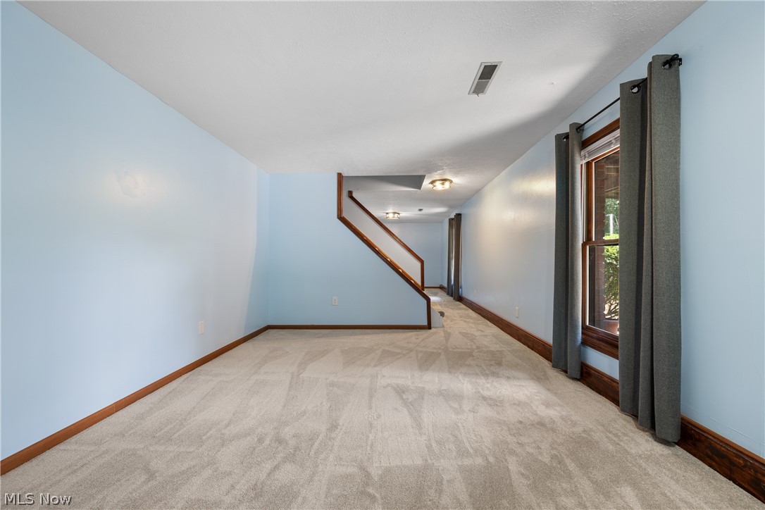 4866 Provens Drive Akron OH 44319
