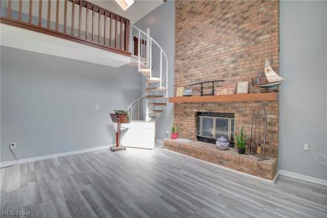17639 Lexington Lane Strongsville OH 44136