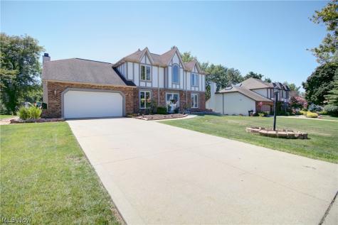 17639 Lexington Lane Strongsville OH 44136