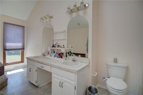 17639 Lexington Lane Strongsville OH 44136