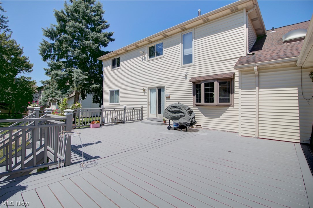 17639 Lexington Lane Strongsville OH 44136