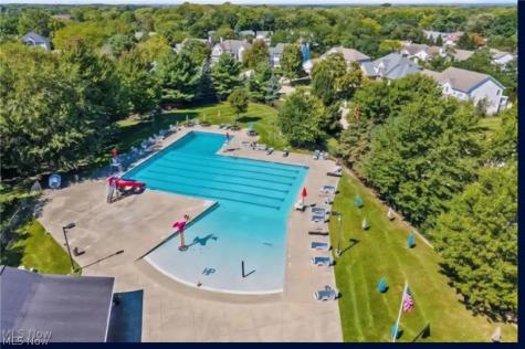 17639 Lexington Lane Strongsville OH 44136