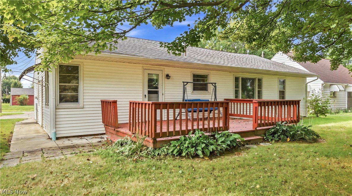 2083 Beechwood Street NE Warren OH 44483
