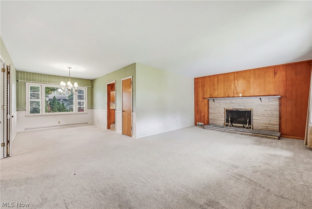 2083 Beechwood Street NE Warren OH 44483