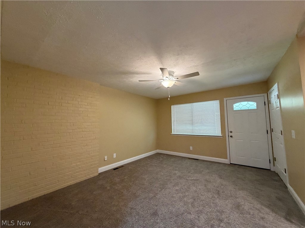 2636 Martha Avenue NE Canton OH 44705