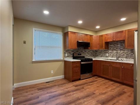 2636 Martha Avenue NE Canton OH 44705