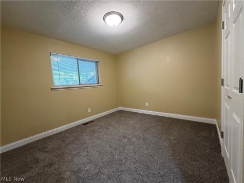 2636 Martha Avenue NE Canton OH 44705