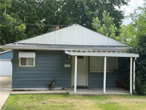 2636 Martha Avenue NE Canton OH 44705