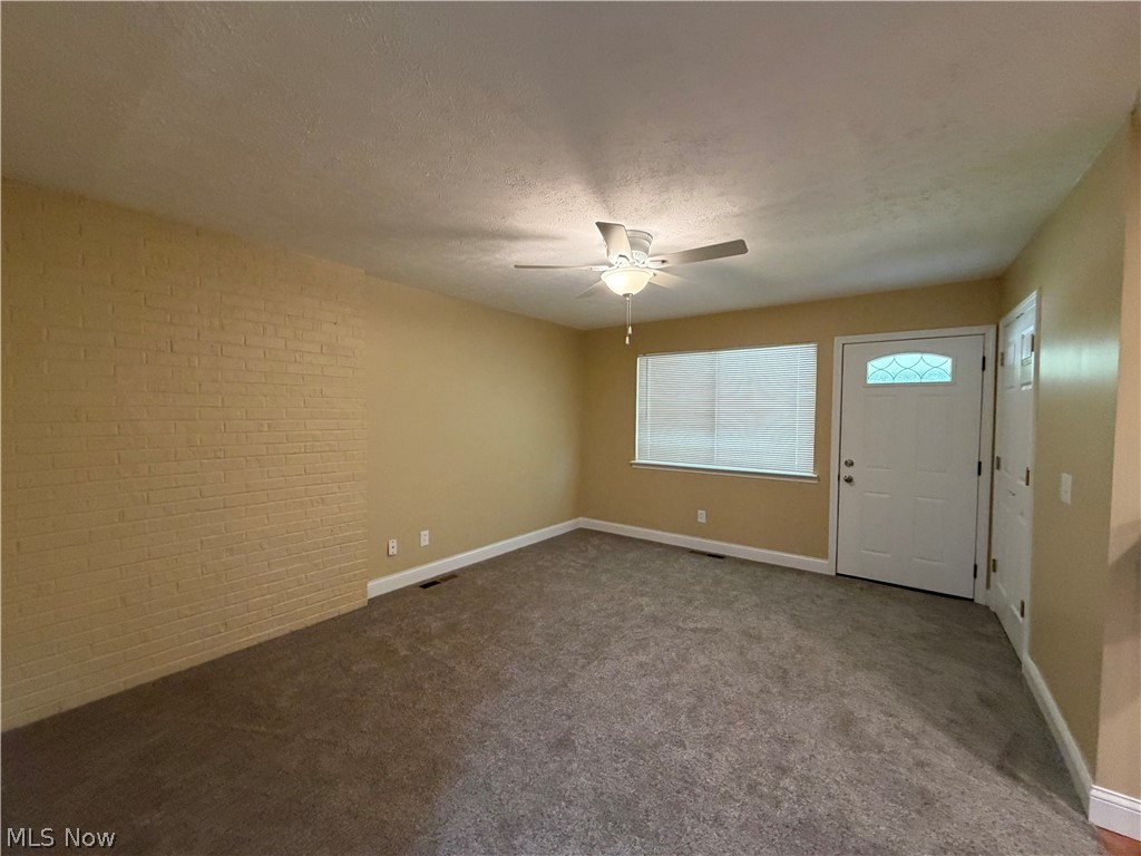 2636 Martha Avenue NE Canton OH 44705