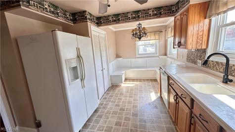 275 E 210th Street Euclid OH 44123