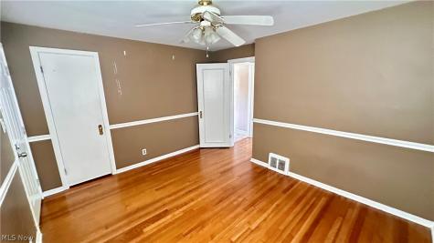 275 E 210th Street Euclid OH 44123
