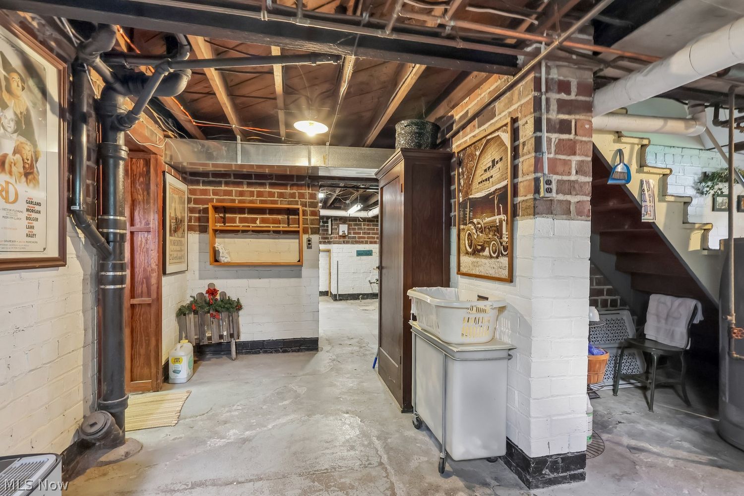 157 S Main Street Wellington OH 44090