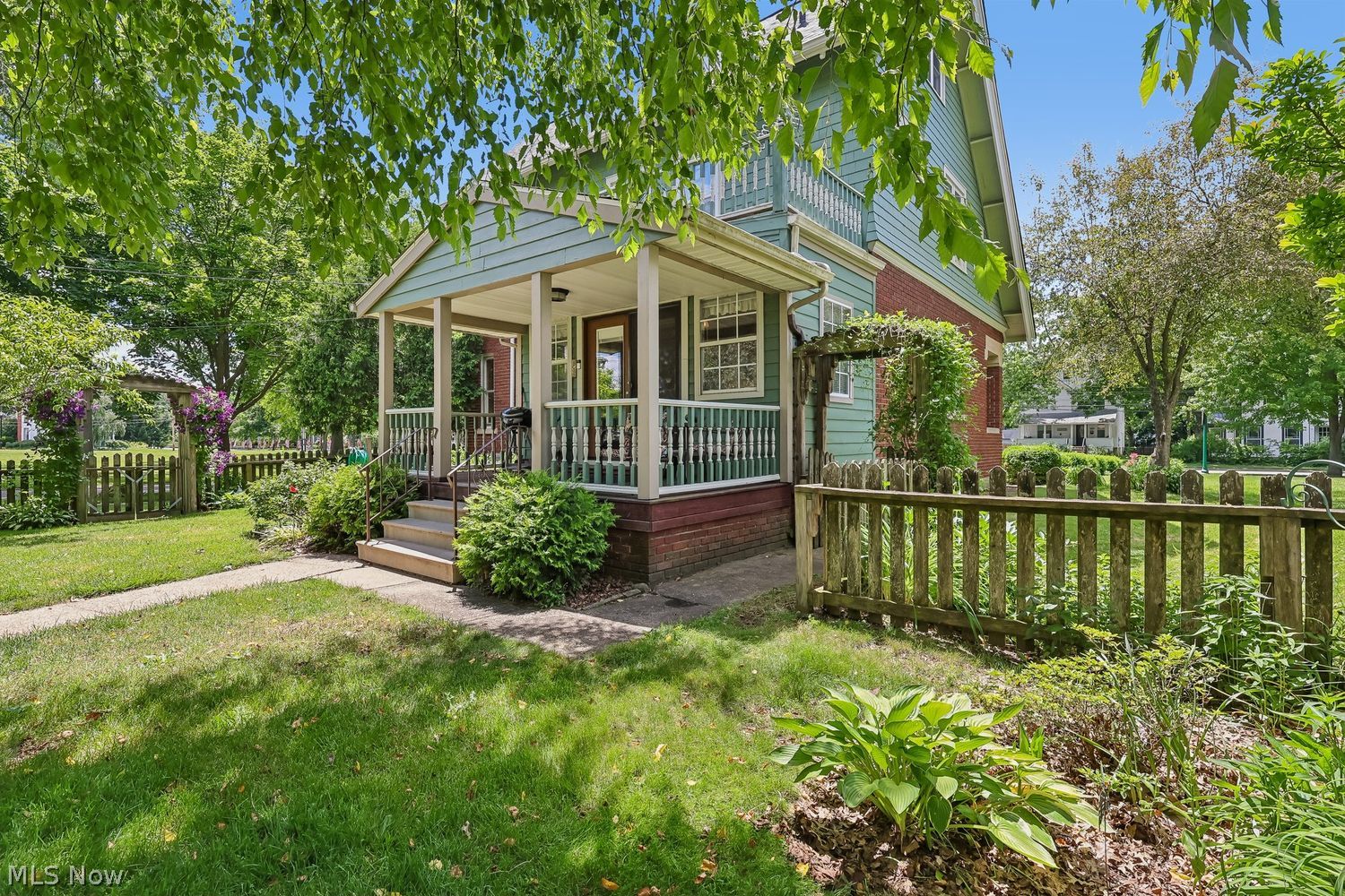 157 S Main Street Wellington OH 44090