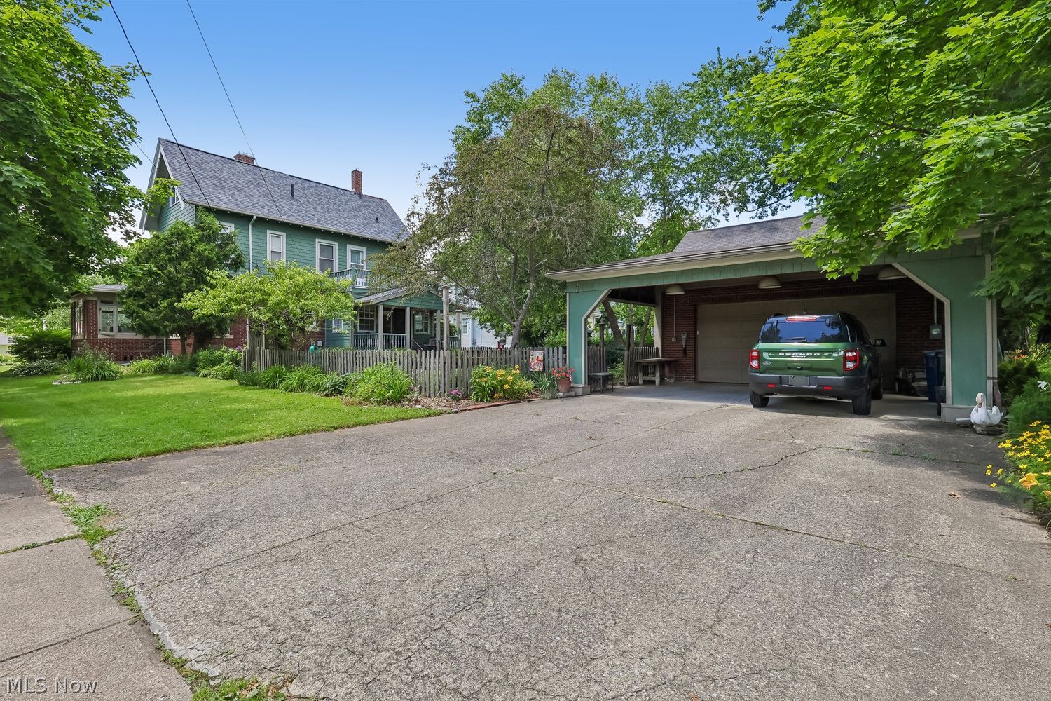 157 S Main Street Wellington OH 44090