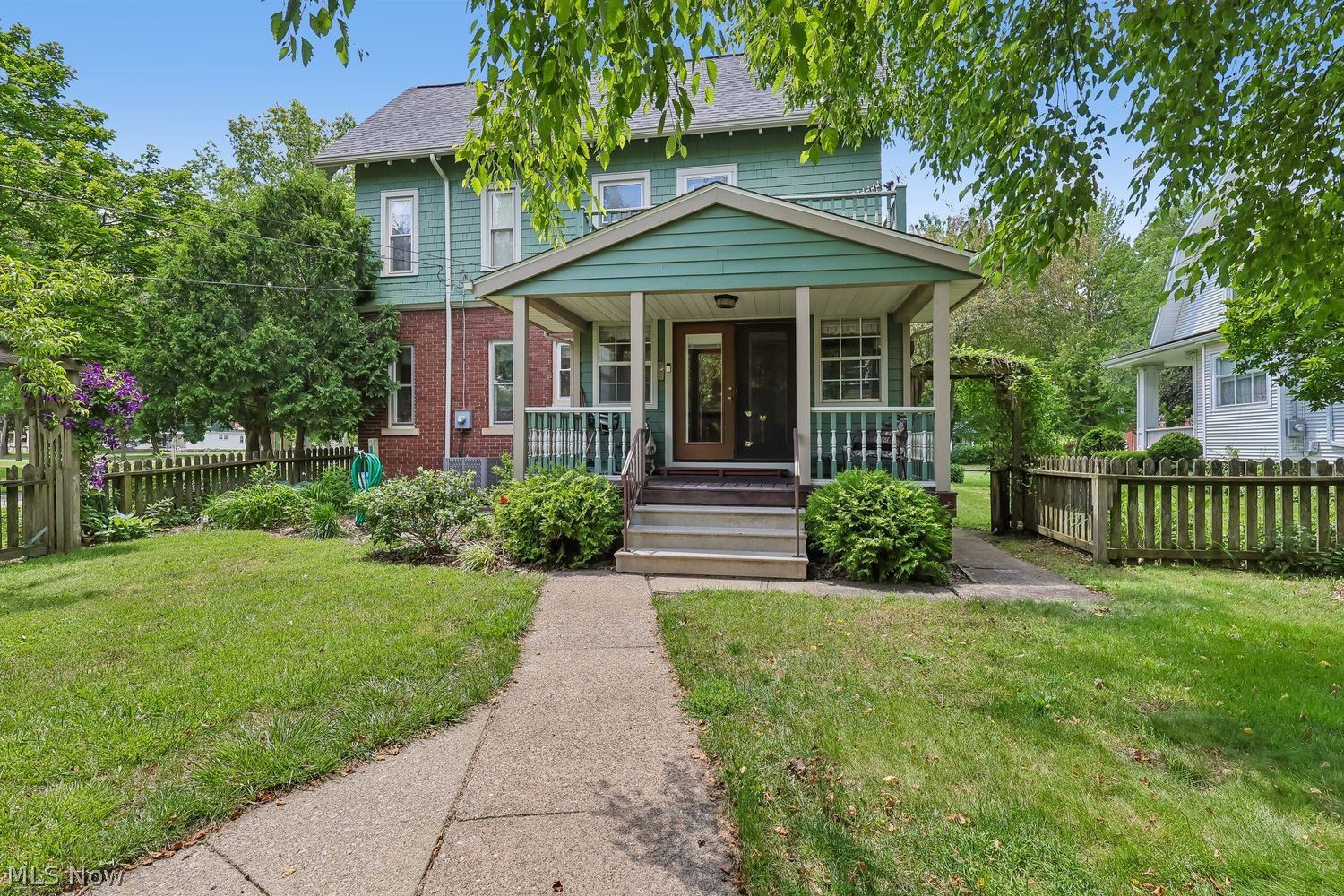 157 S Main Street Wellington OH 44090