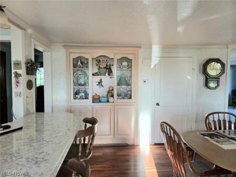 4066 Maplegrove Avenue Louisville OH 44641