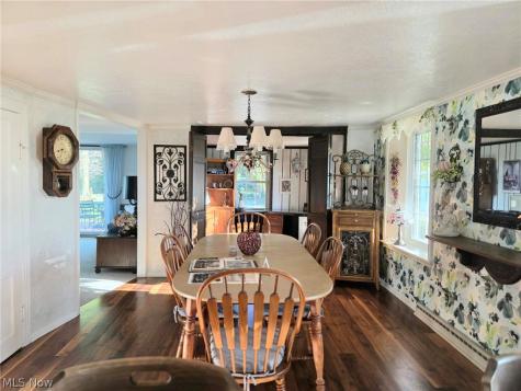 4066 Maplegrove Avenue Louisville OH 44641