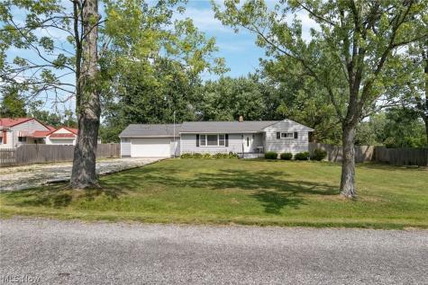 2985 Carl Street Norton OH 44203