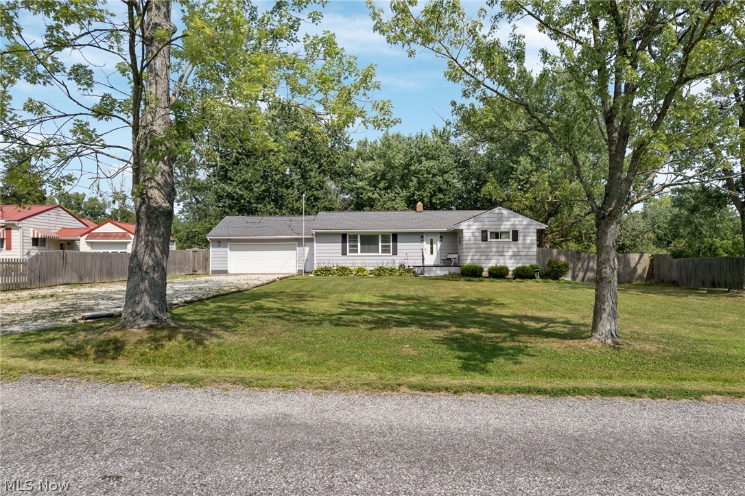 2985 Carl Street Norton OH 44203