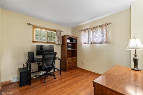 2985 Carl Street Norton OH 44203