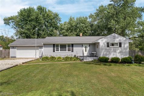2985 Carl Street Norton OH 44203
