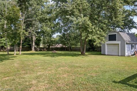 2985 Carl Street Norton OH 44203