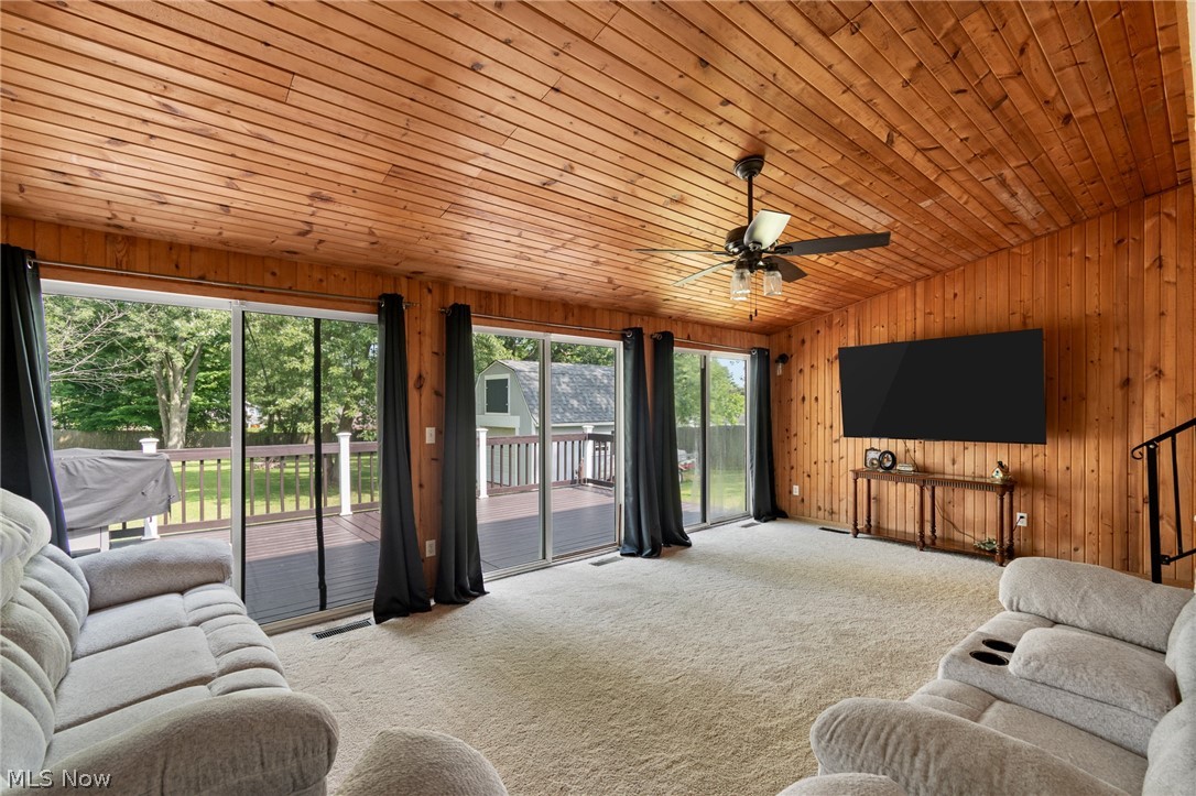 2985 Carl Street Norton OH 44203