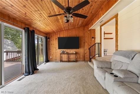 2985 Carl Street Norton OH 44203